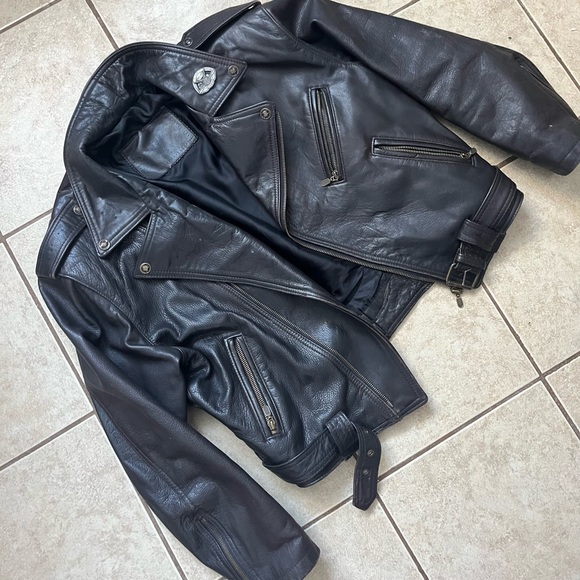 Vintage custom made leather motorcycle jacket - Picture 2 of 7